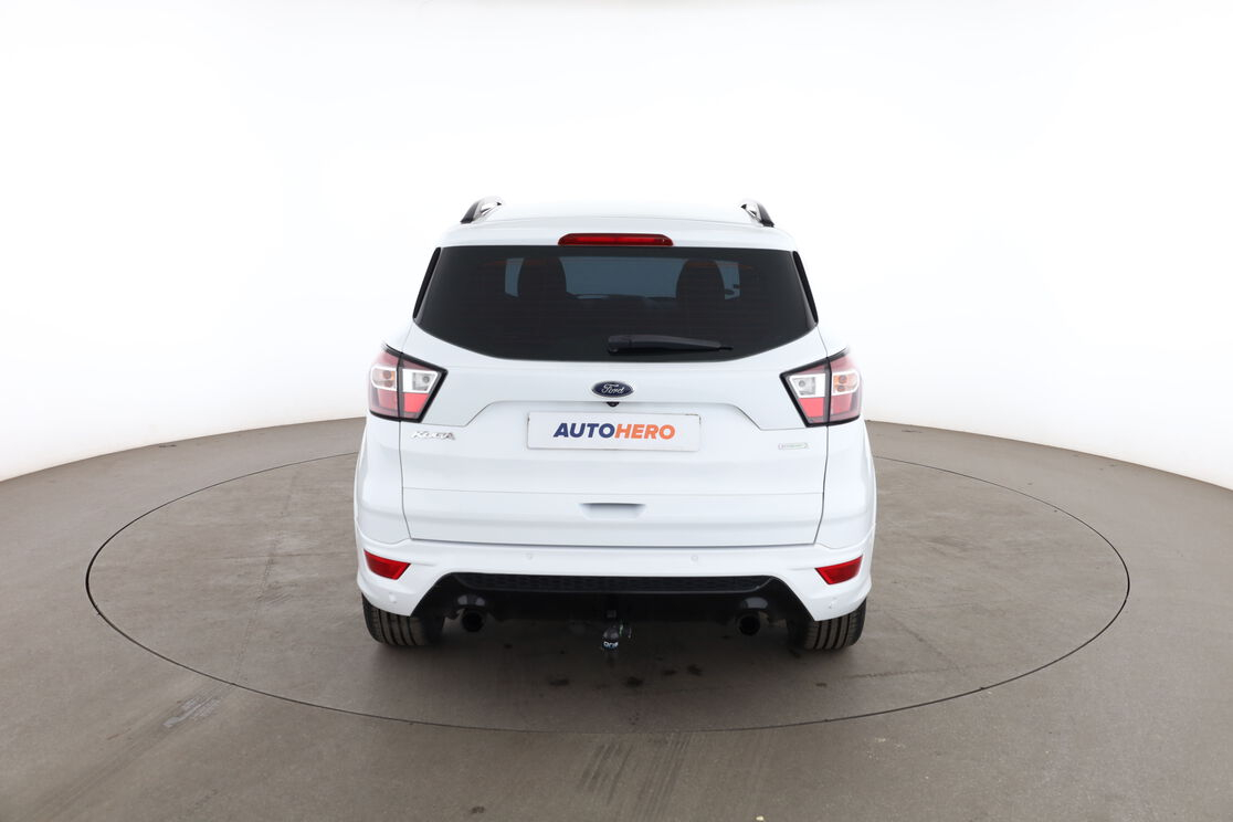 Ford Kuga 1.5 EcoBoost ST Line 4x2 — photo 4