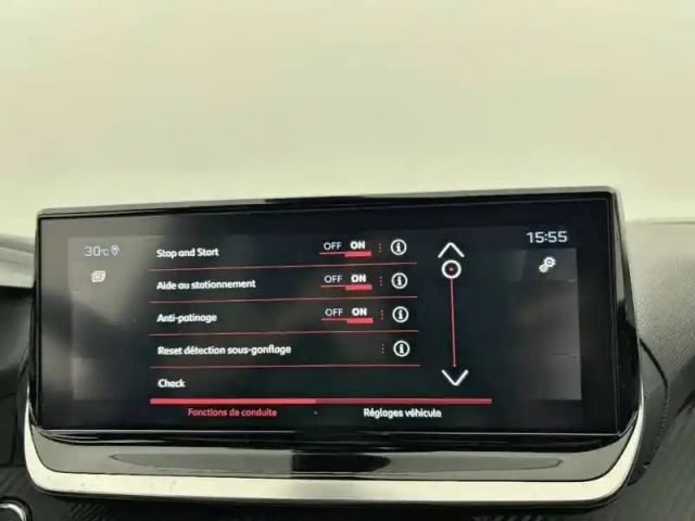 Peugeot 2008 puretech 130 s&amp;s eat8 — photo 25