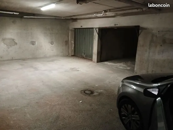 Garage et parking Location Grenoble 90€