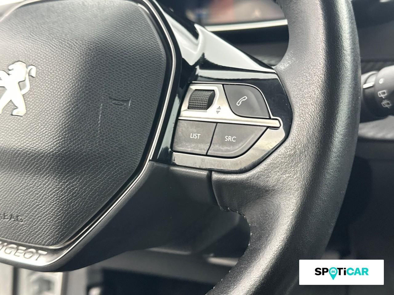 Peugeot 208 1.2 puretech 100ch s&s allure — photo 16