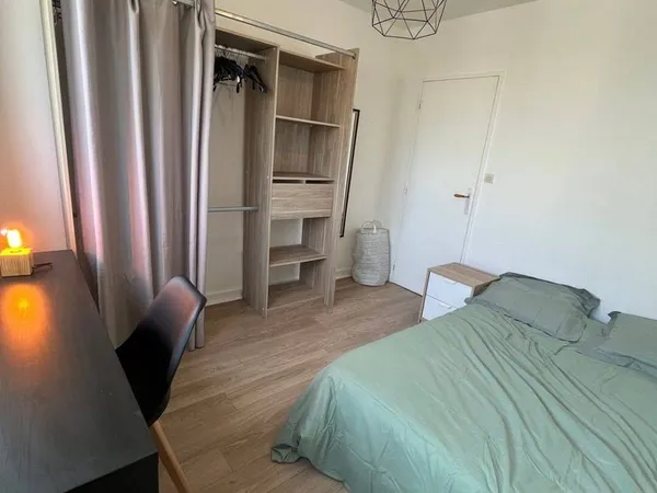 Appartement 1 pièce 64 m²