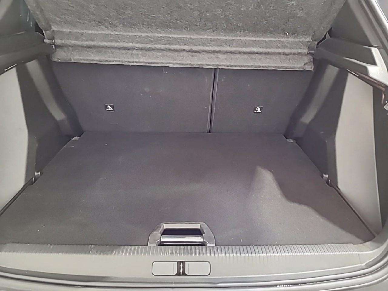 Peugeot 2008 puretech 130 s&s eat8 style — photo 2