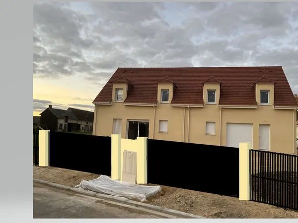 Maison de 116m2 à louer sur Serville