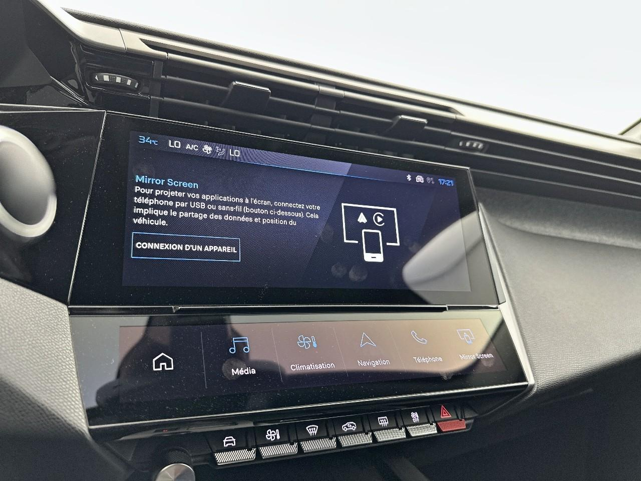 Peugeot 308 hybrid 145 e-dcs6 allure — photo 25