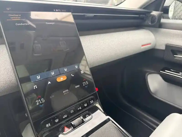 Citroën C5 Aircross hybride rechargeable 225 ch e-eat7 — photo 19