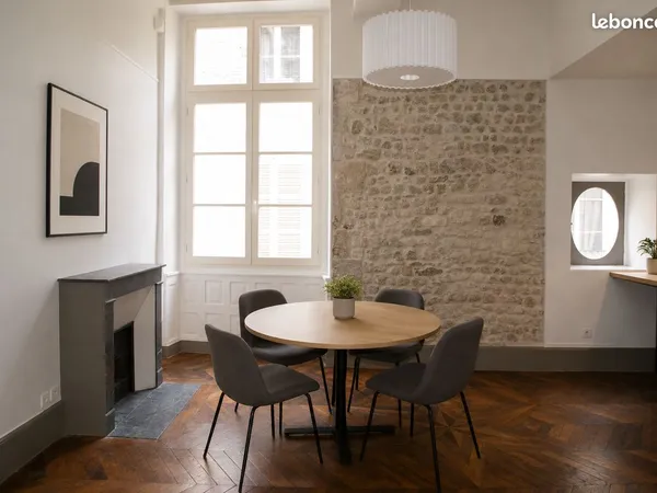 Studio meublé hyper-centre