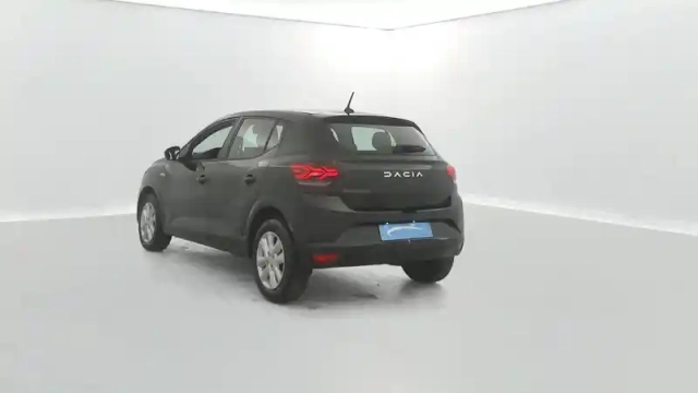Dacia Sandero tce 90 — photo 12