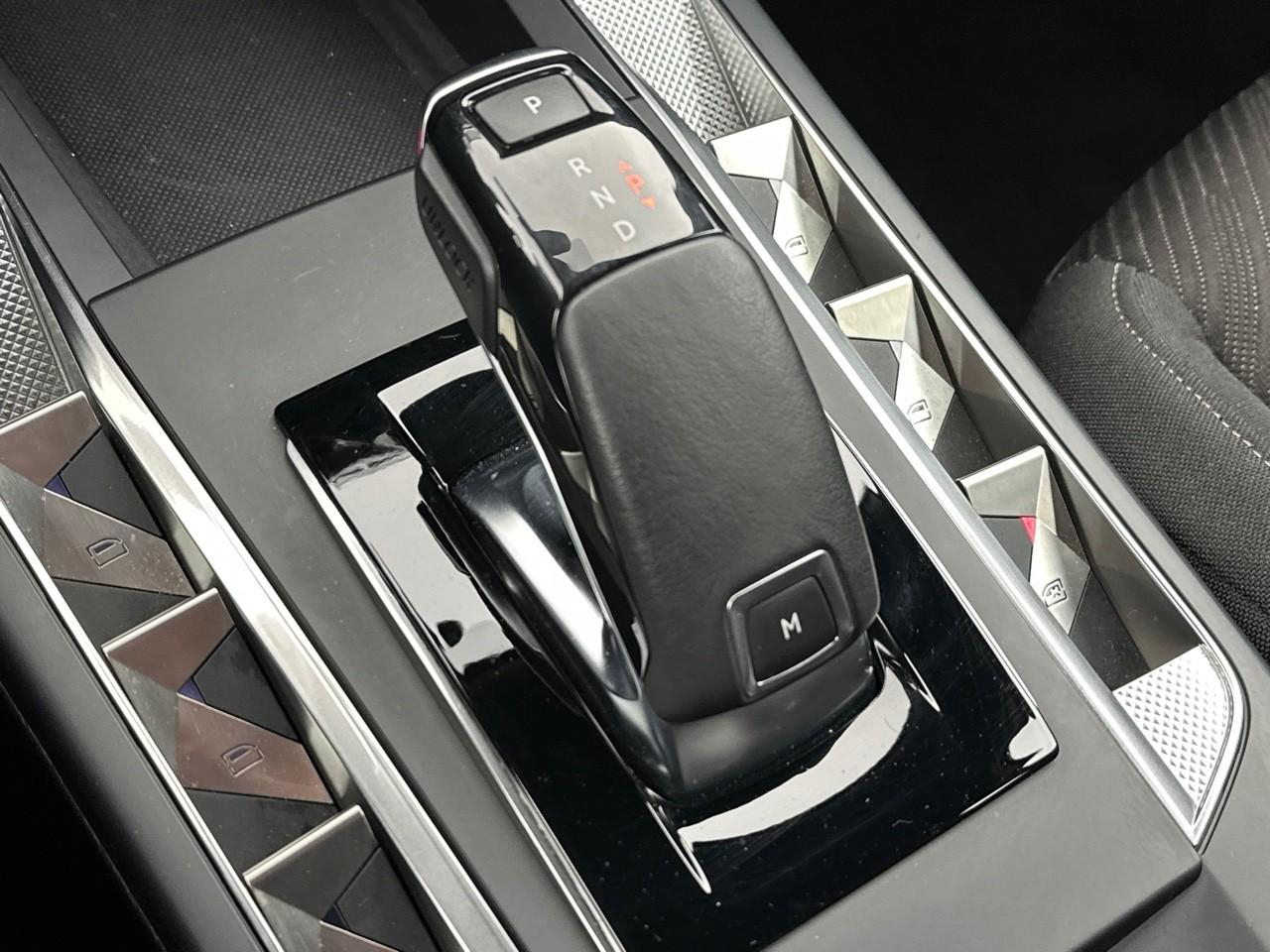 Ds Ds 3 crossback puretech 130 eat8 montmartre — photo 35