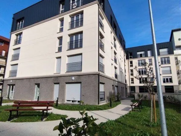 Appartement 2 pièces de 42,40 m² - Rue du Faubourg-Saint-Martin, Paris