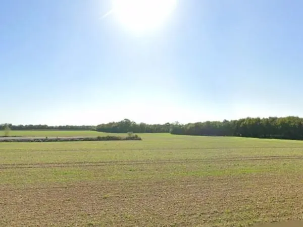 Terrain 377 m²