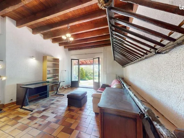 Maison 5 pièces 20 m²