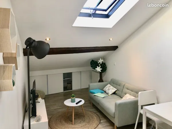 Appartement type T2 - Université Jean Moulin