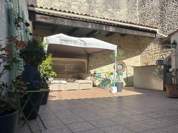 Appartement 4 pièces 151 m²