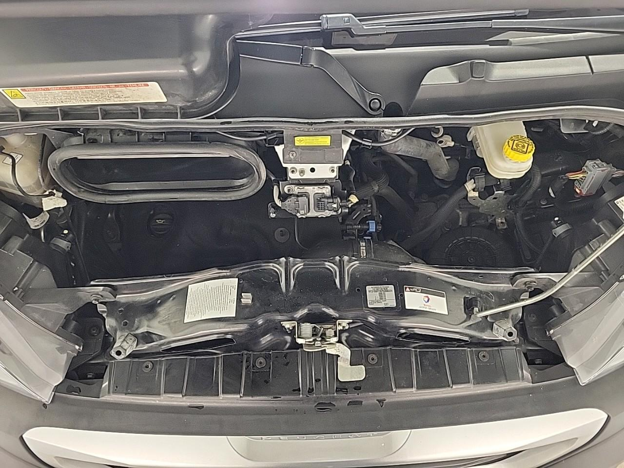 Peugeot Boxer tole 3.3 t l2h2 bluehdi 140 s&s bvm6 — photo 15