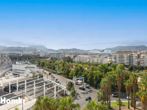 Appartement T4 de 75 m² à Marseille 13006, Boulevard Vincent Delpuech