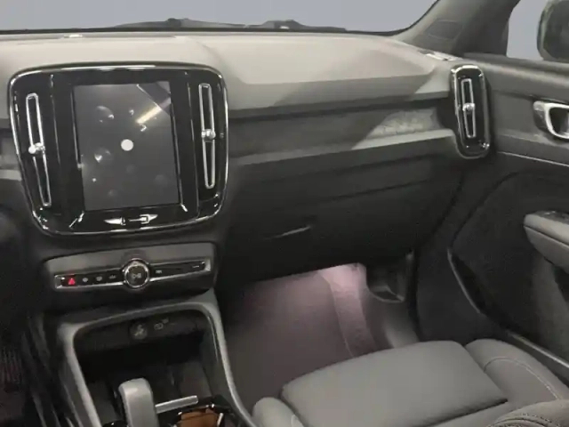 Volvo C40 recharge 238 ch 1edt — photo 34