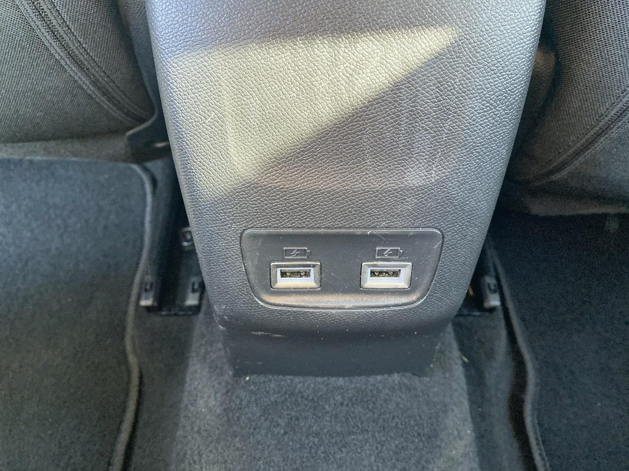Peugeot 208 1.2 puretech 100ch s&s allure — photo 35