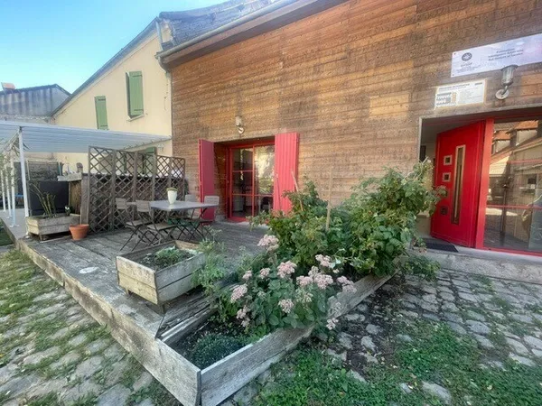 Vends maison - 100 m² - 4 pièces, 3 chambres - Le Mesnil-Aubry 95720