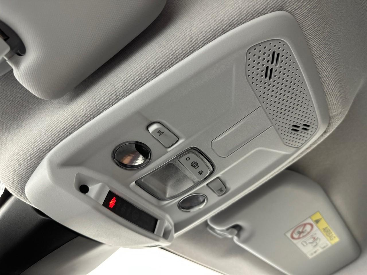 Peugeot 208 puretech 100 s&s bvm6 style — photo 30