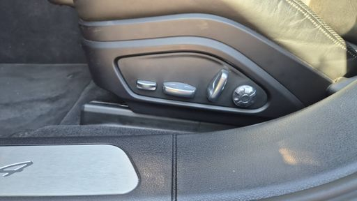 Porsche Panamera 3.0 330  AWD PDK8 - Executive – 2017 – 101950 km – Essence – Boîte Automatique — photo 42