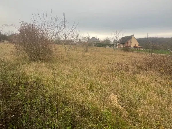 Terrain Prouvais 340 m2