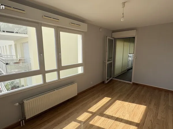 Studio 1 pièce 24 m²