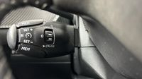 Peugeot 208 1.2 PureTech 100ch S&S Allure EAT8 — photo 25