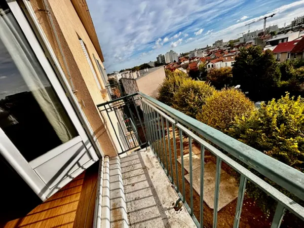 Appartement 4 pièce(s) 62.57 m2 - 68,54M2 SURFACE TOTALE