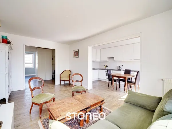 APPARTEMENT FAMILIAL 5/6 PIECES 95M2 DERNIER ETAGE BALCON