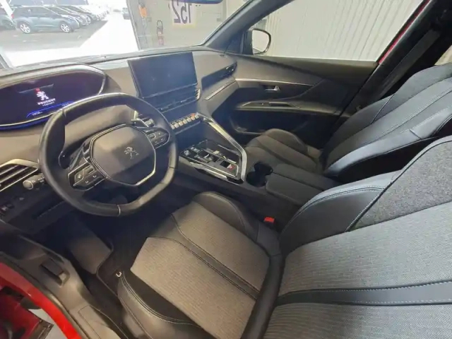 Peugeot 3008 hybrid 180 e-eat8 — photo 9