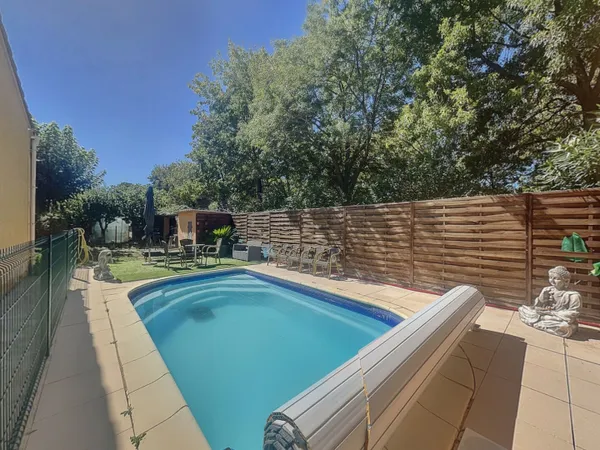 Maison 8 pièces 165 m²