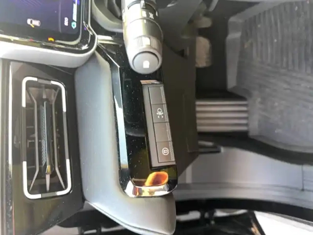 Renault 5 renault  e-tech electrique 10 ch autonomie confort — photo 22