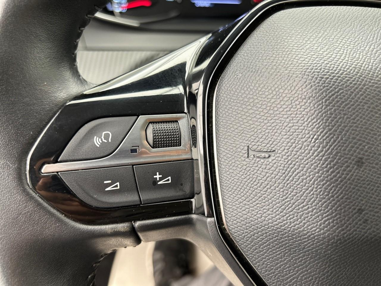 Peugeot 208 puretech 75 s&s bvm5 active business — photo 24
