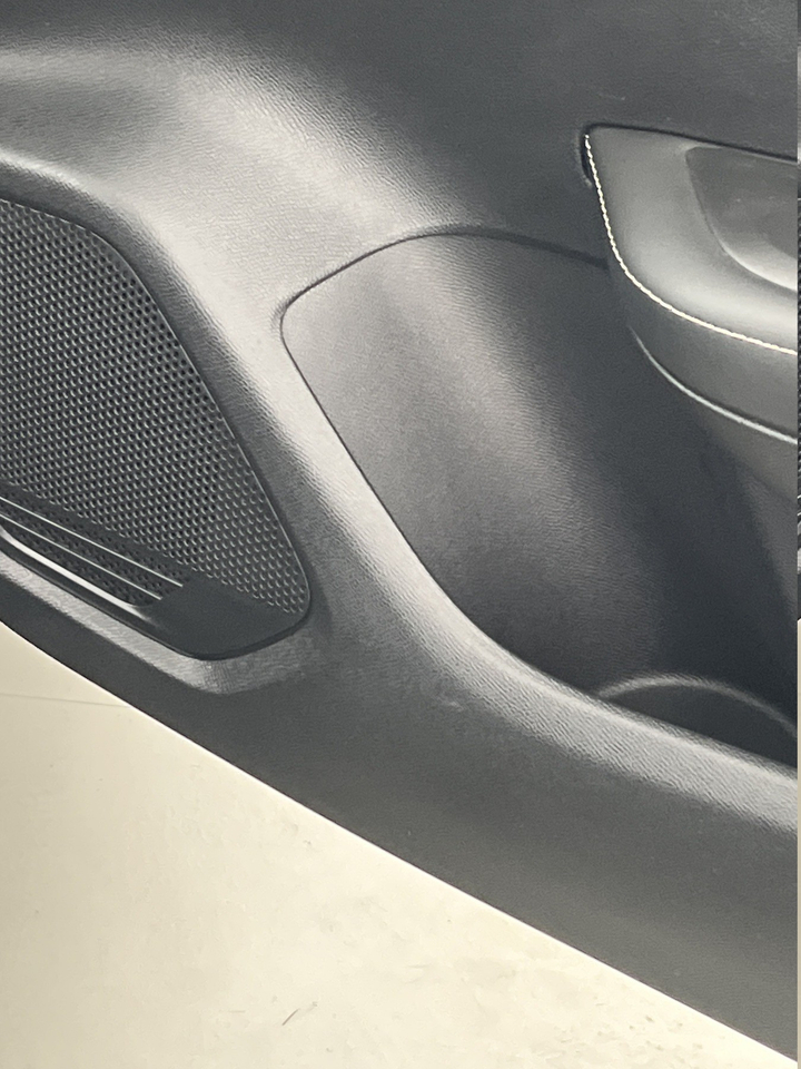 Peugeot 208 — photo 72