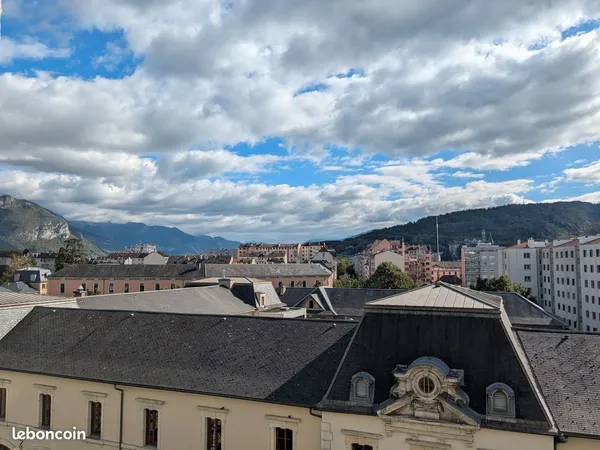 A louer Appartement T3 Annecy Centre avec garage
