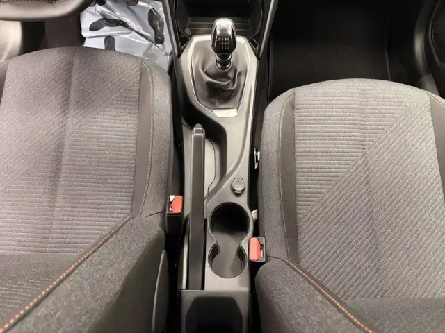 Peugeot 208 100 s&amp;s bvm6 — photo 16