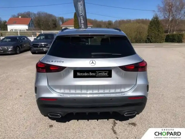 Mercedes Gla 250 e hybrid eq 8g-dct — photo 34