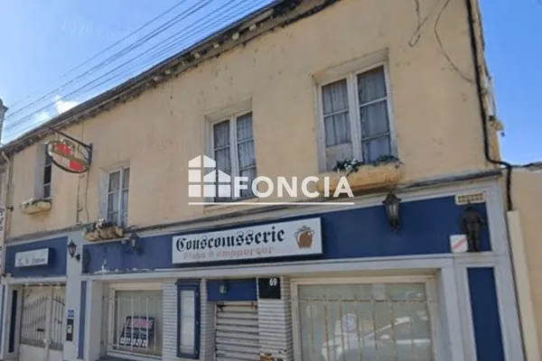 Maison 15 pièces 327 m²