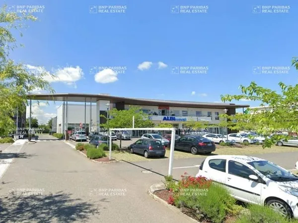 Bureaux 610 m²