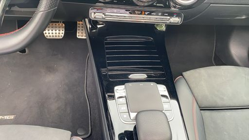 Mercedes Classe A 200 163 7G-DCT - Amg Line + – 2019 – 53175 km – Essence – Boîte Automatique — photo 11
