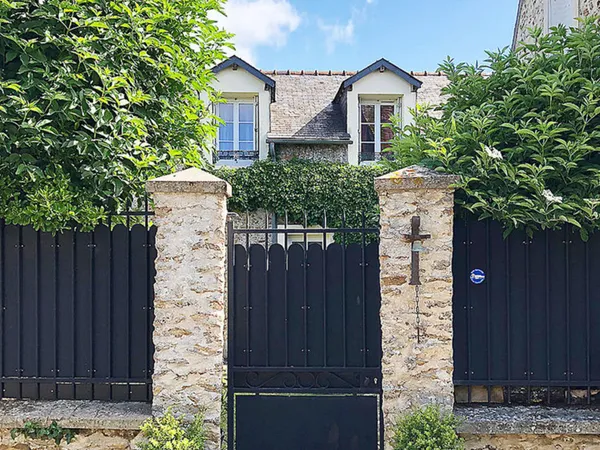 Grande maison ancienne Orphin 8 km de Rambouillet -78