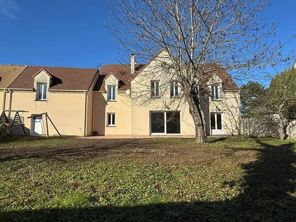 Maison 9 pièces 266 m²