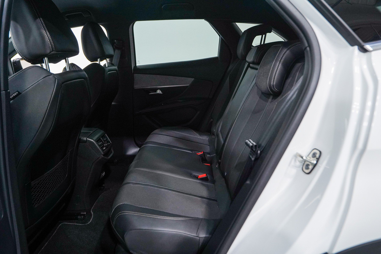Peugeot 3008 — photo 32