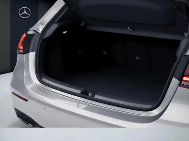 Mercedes Classe A 200 amg line — photo 9