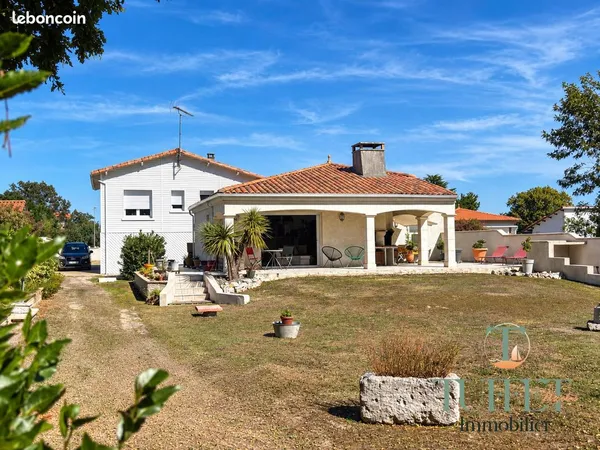 Propriété 8 pièces 202 m²
