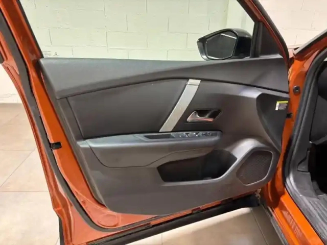 Citroën C4 bluehdi 130ch s&amp;s feel eat8 — photo 10