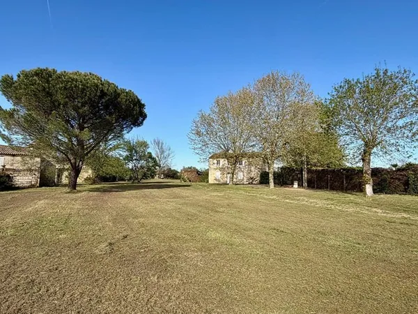 Maison à vendre au Artigues De Lussac