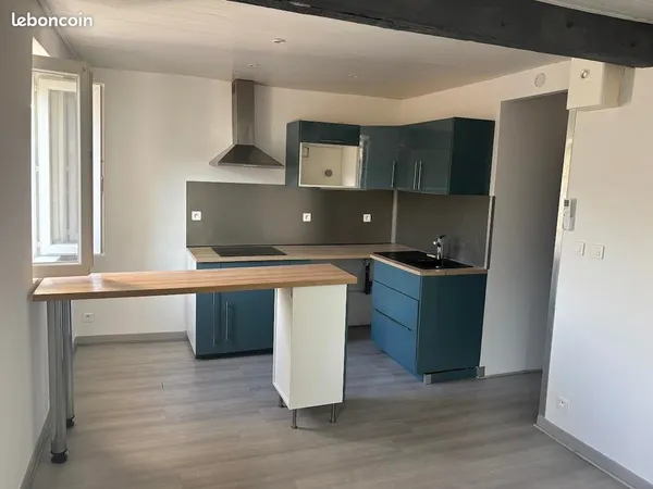 Location T2 - Roquevaire