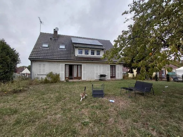 Maison 5 pièces 180 m²