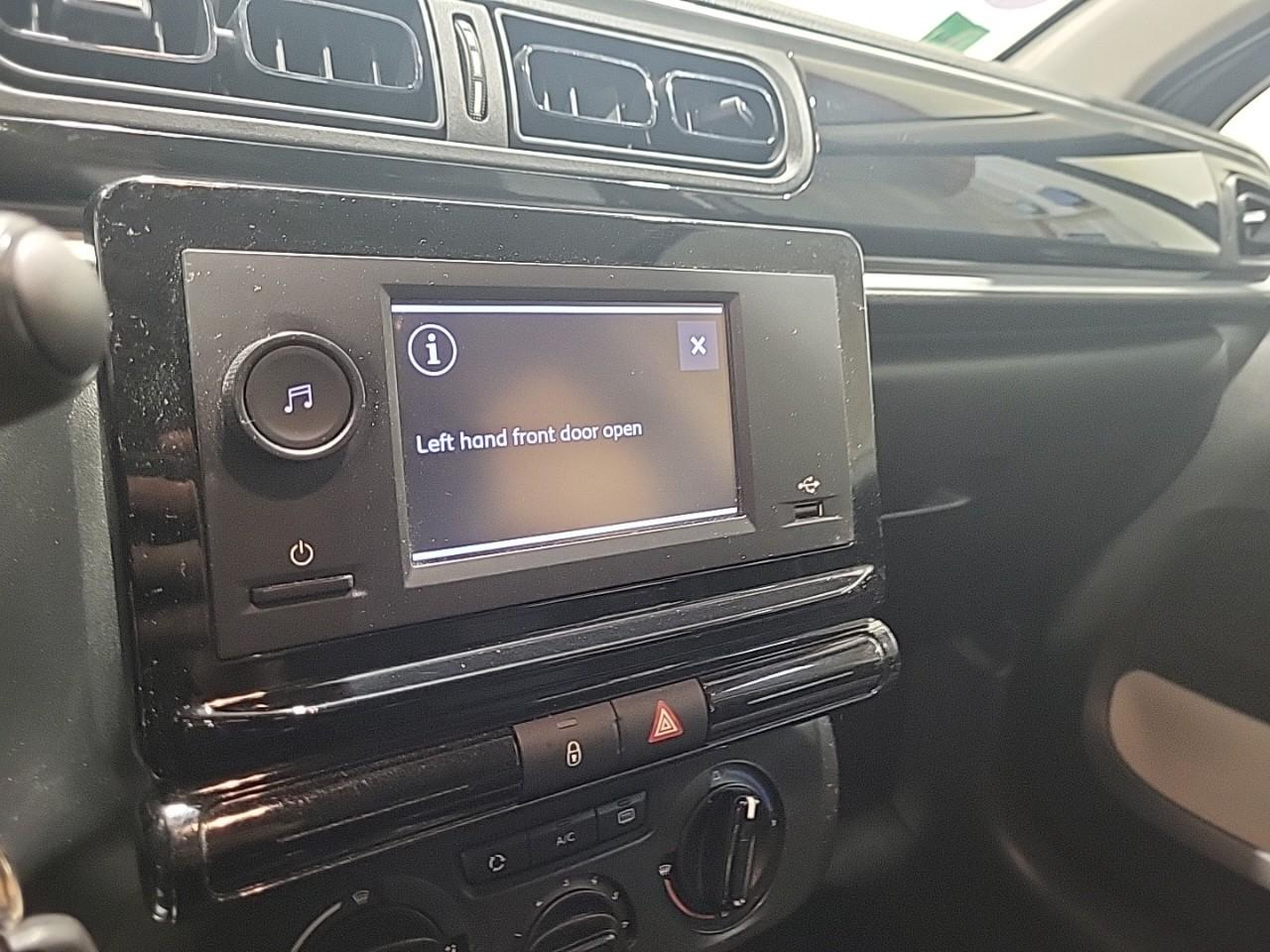 Citroën C3 puretech 83 s&s bvm5 you! — photo 11